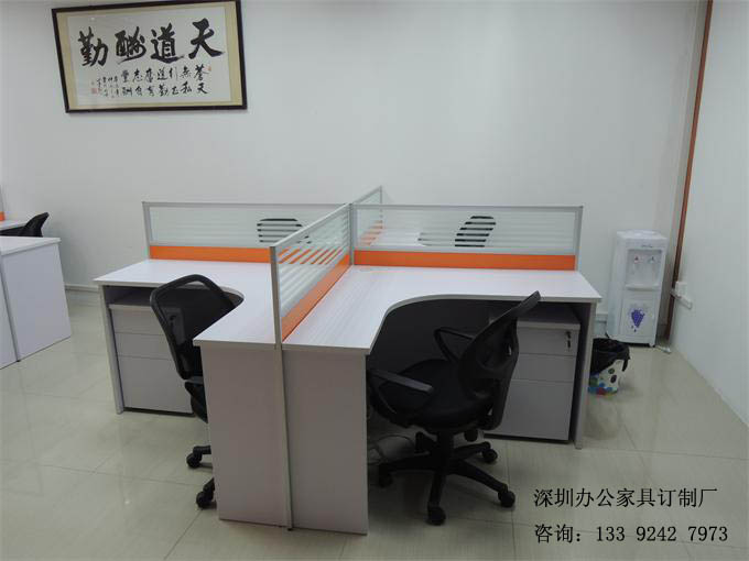 辦公屏風卡位搭配職員椅 辦公屏風卡位搭配職員椅